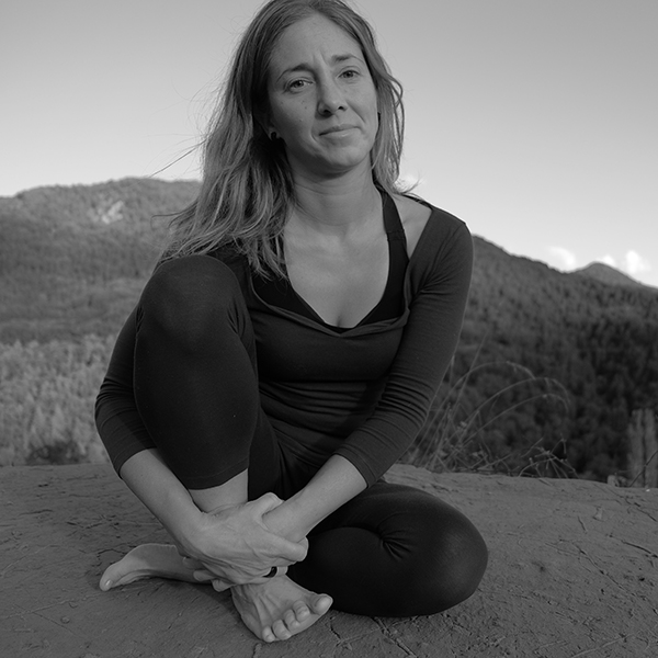 Yoga Natur Benasque Pirineos Retiros Trekking