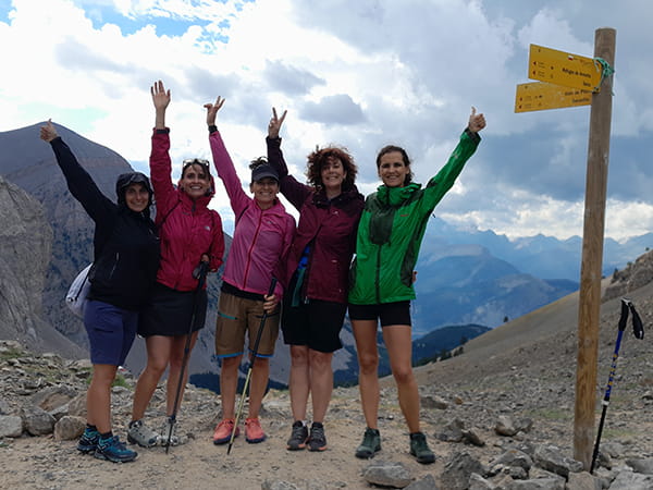 yoga trekking senderismo retiro pirineos benasque