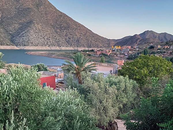 Yoga-Trekking Retiro Mindfulness Marruecos Toubkal