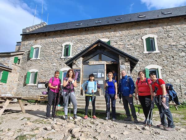 Yoga-Trekking Aventura Retiro Benasque Pirineos