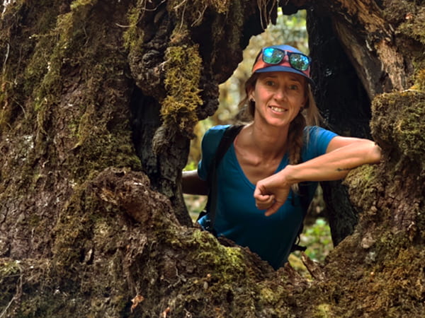 guia media montaña benasque pirineos retiros trekking mujer aegm uimla