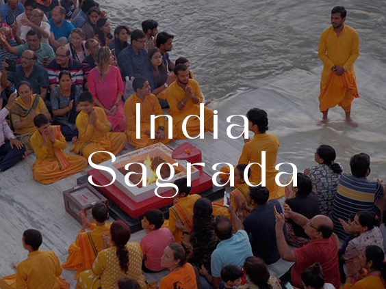 Retiro yoga trekking viajero india himalaya rishikesh