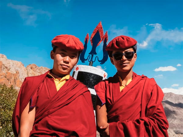 viajes trekkings ladakh zasnkar yoga retiro india guia montaña
